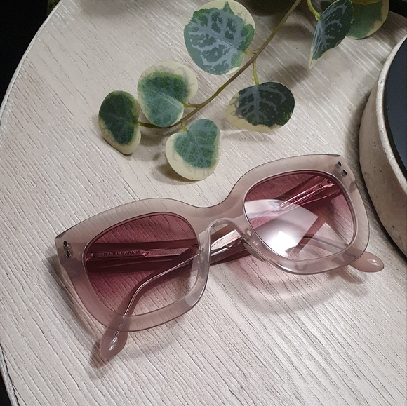 Isabel Marant Sunglasses - Copy - Picture 2 of 3